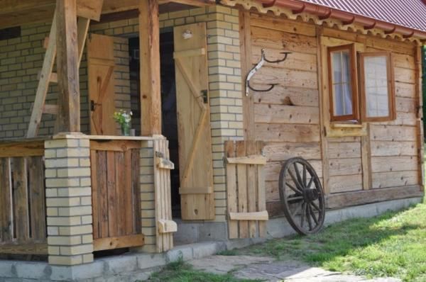 Комплексы для отдыха с коттеджами/бунгало Drewniany domek z piernika Iwaniska-8